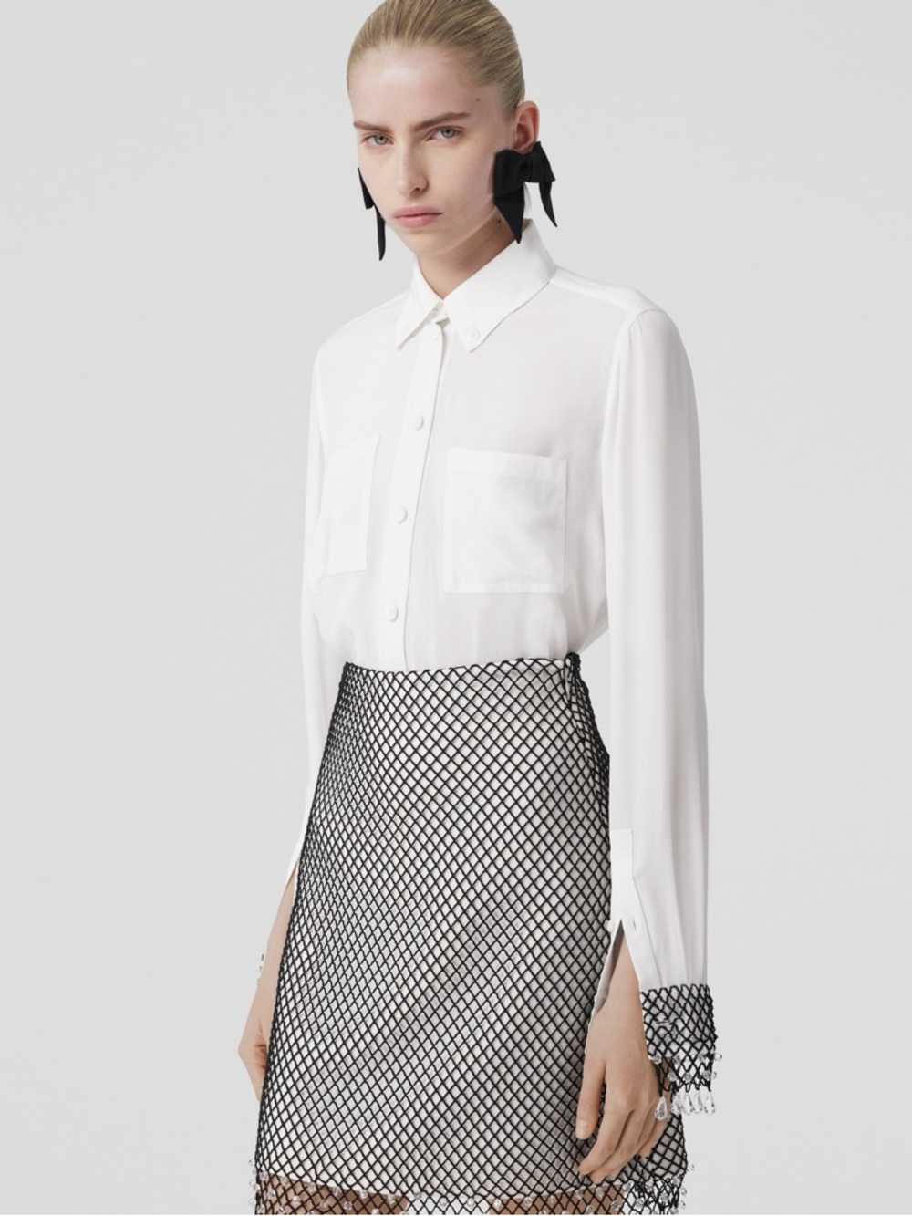 Burberry Paola Button-Front Shirt w/ Cuff Detail size 6 - Picture 2 of 9